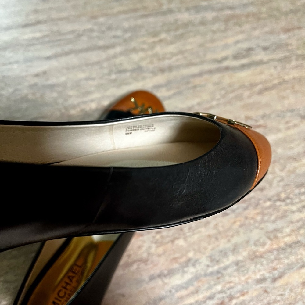 NWOB Michael Kors flat leather shoes - Picture 12 of 16
